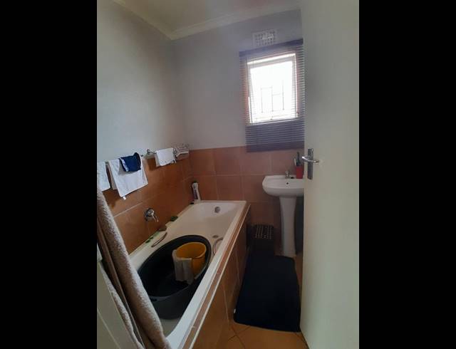 2 BEDROOM HOUSE FOR SALE IN LOTUS GARDENS